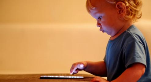 Miksi interaktiiviset e-kirjat ovat tärkeitä vauvasi oppimiselle